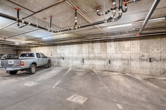 Building Photo - 1735 N Ogden St