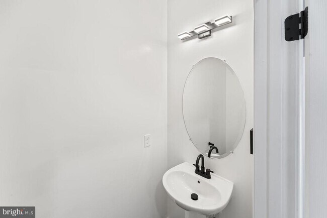 Building Photo - 17045 GIBSON Rd