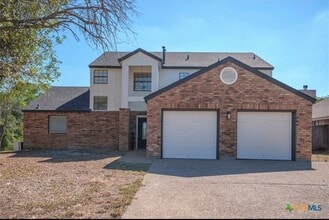 Building Photo - 2114 Gina Dr