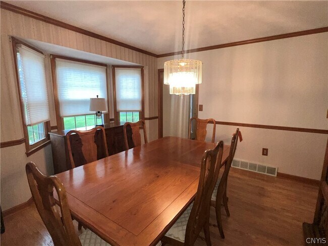 Building Photo - 6314 Hardwood Ln