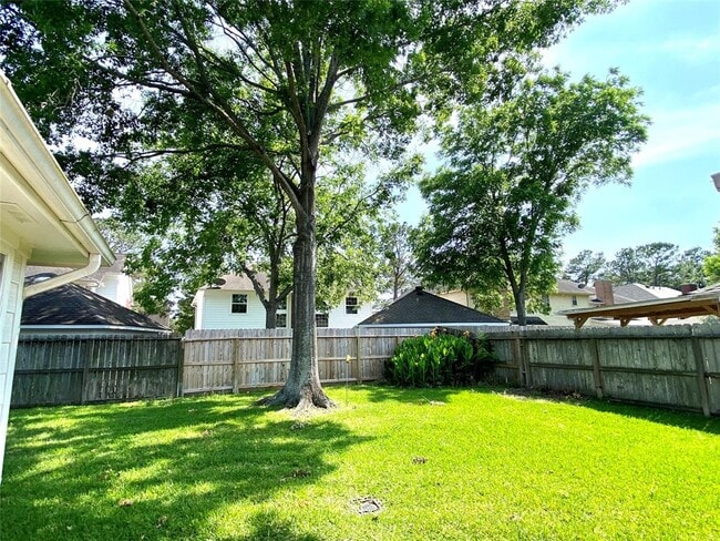 Building Photo - 20723 Spring Rose Dr