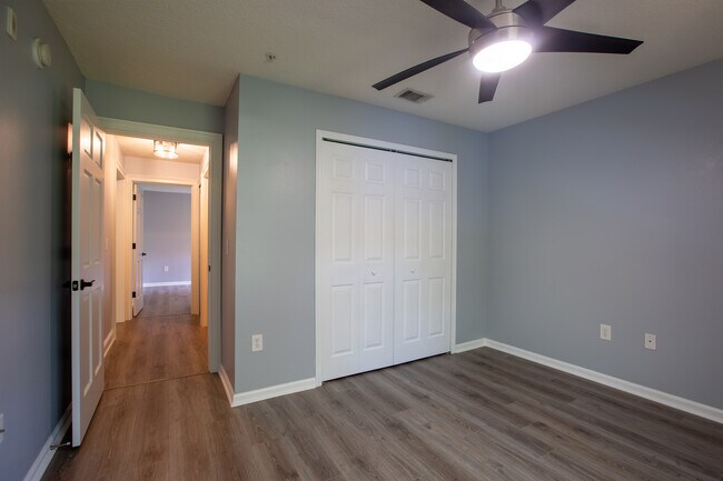 Building Photo - 13785 Herons Landing Way