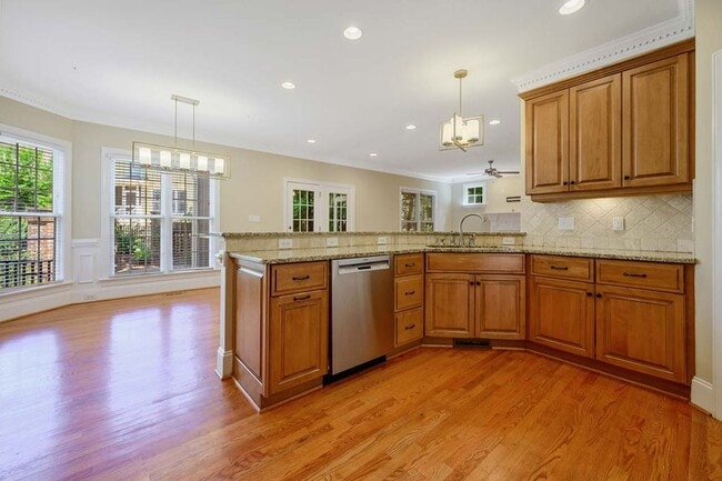 Building Photo - Custom Home in Fantastic Neighborhood!