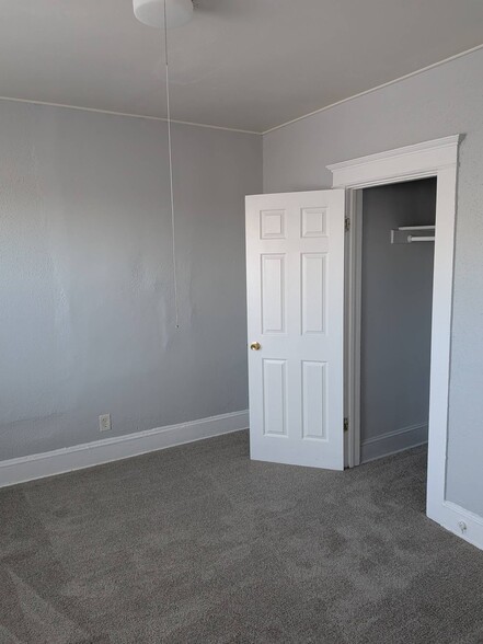 Building Photo - 125 Main St