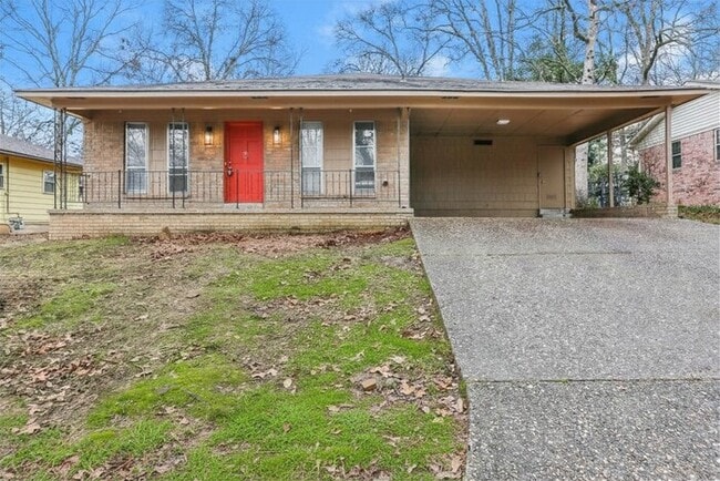 Building Photo - 8707 Oakhaven Dr