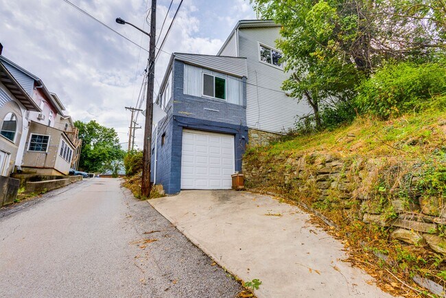Building Photo - 311 Boggs Ave