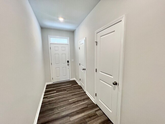 Building Photo - Newly Built 3BD, 2.5BA Raleigh Townhome in...