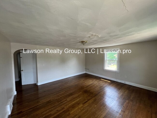 Building Photo - Fauquier 1022-1024