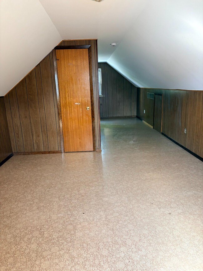 Building Photo - 24 Forman Dr