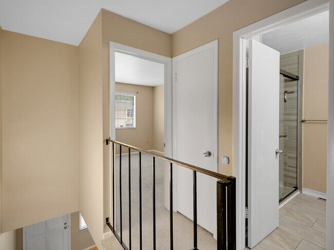 Building Photo - $2,295.00, 2-bed, 3-bath Condo in Westmins...