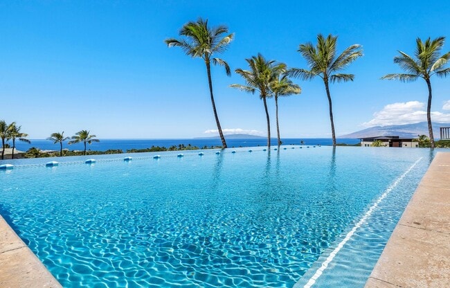 Building Photo - 3-bedroom, 2.5-bath unit | Kai Malu