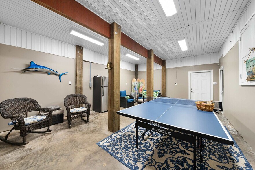 Building Photo - 3204 Sand Dollar Ln