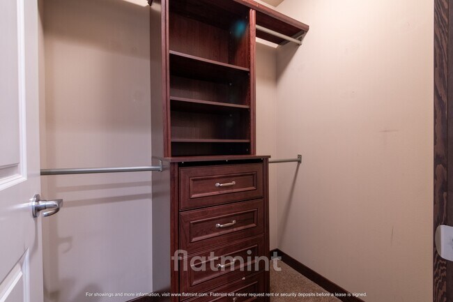 Building Photo - 14018 9th Pl W