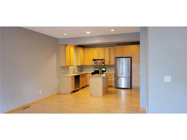 Building Photo - 15558 Eagle Ridge Rd