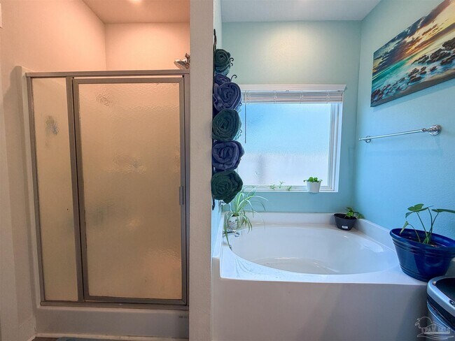 Building Photo - 12509 Windsor Dr