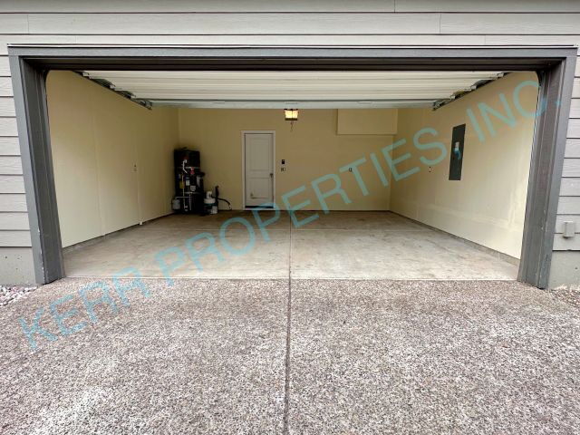 Building Photo - Charming 3-Bedroom Haven in Happy Valley - 1814 Sq Ft of Comfort!