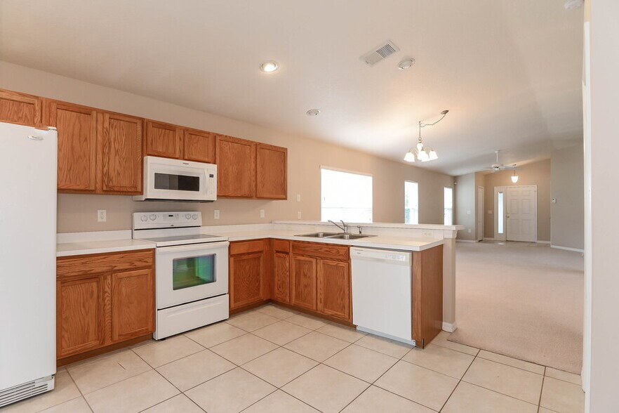 Building Photo - 25924 Terrawood Loop