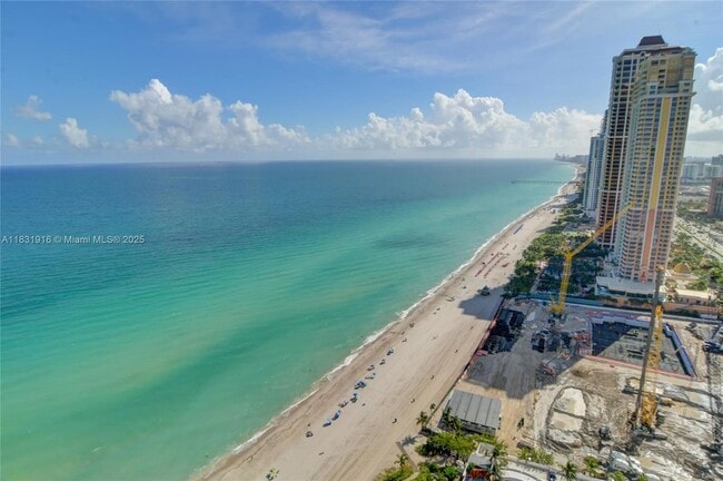 Building Photo - 18101 Collins Ave