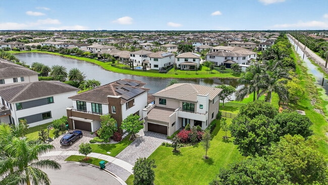 Building Photo - 10990 Oceano Wy