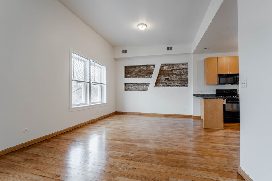Building Photo - 1822 N Campbell Ave