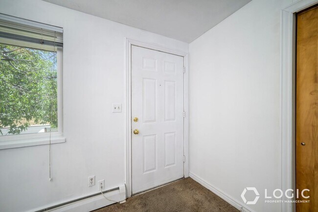 Building Photo - 783 E 1400 S
