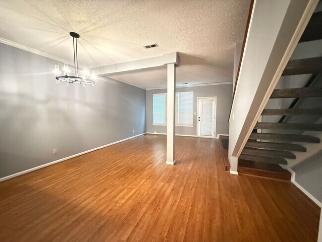 Building Photo - Spacious Virginia Beach Home with Dual Primary Suites & Private Backyard
