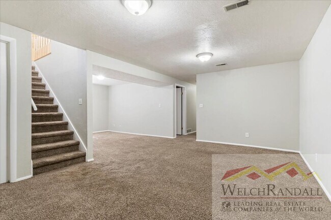 Building Photo - Beautiful Rental Home in Highland