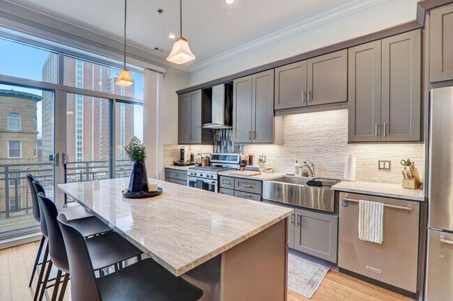 Interior Photo - Ashland Place