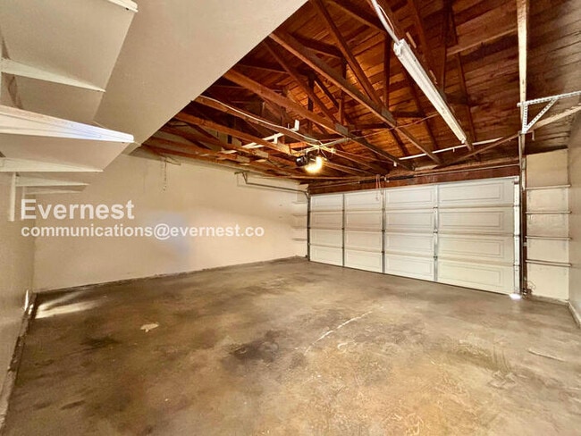 Building Photo - 8347 Burnet Ave