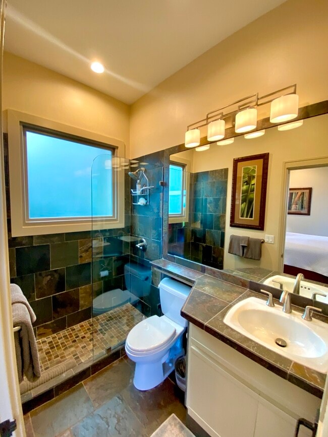 Building Photo - 202 Paia Pohaku Pl