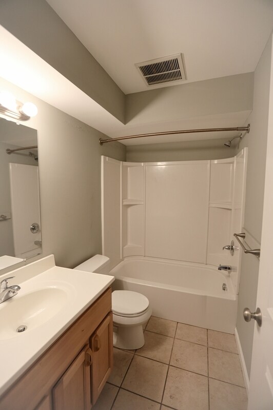 Building Photo - 865 Grand Ave NE