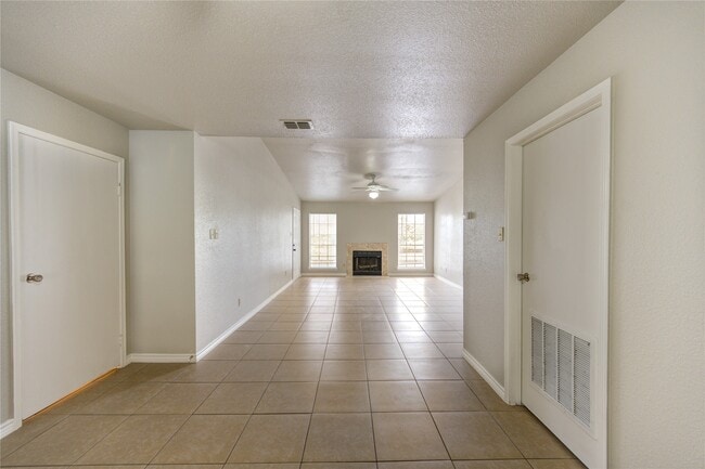 Building Photo - 6500 Sands Point Dr