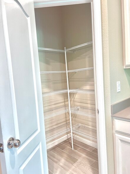 Pantry - 472 Albany Bay Blvd