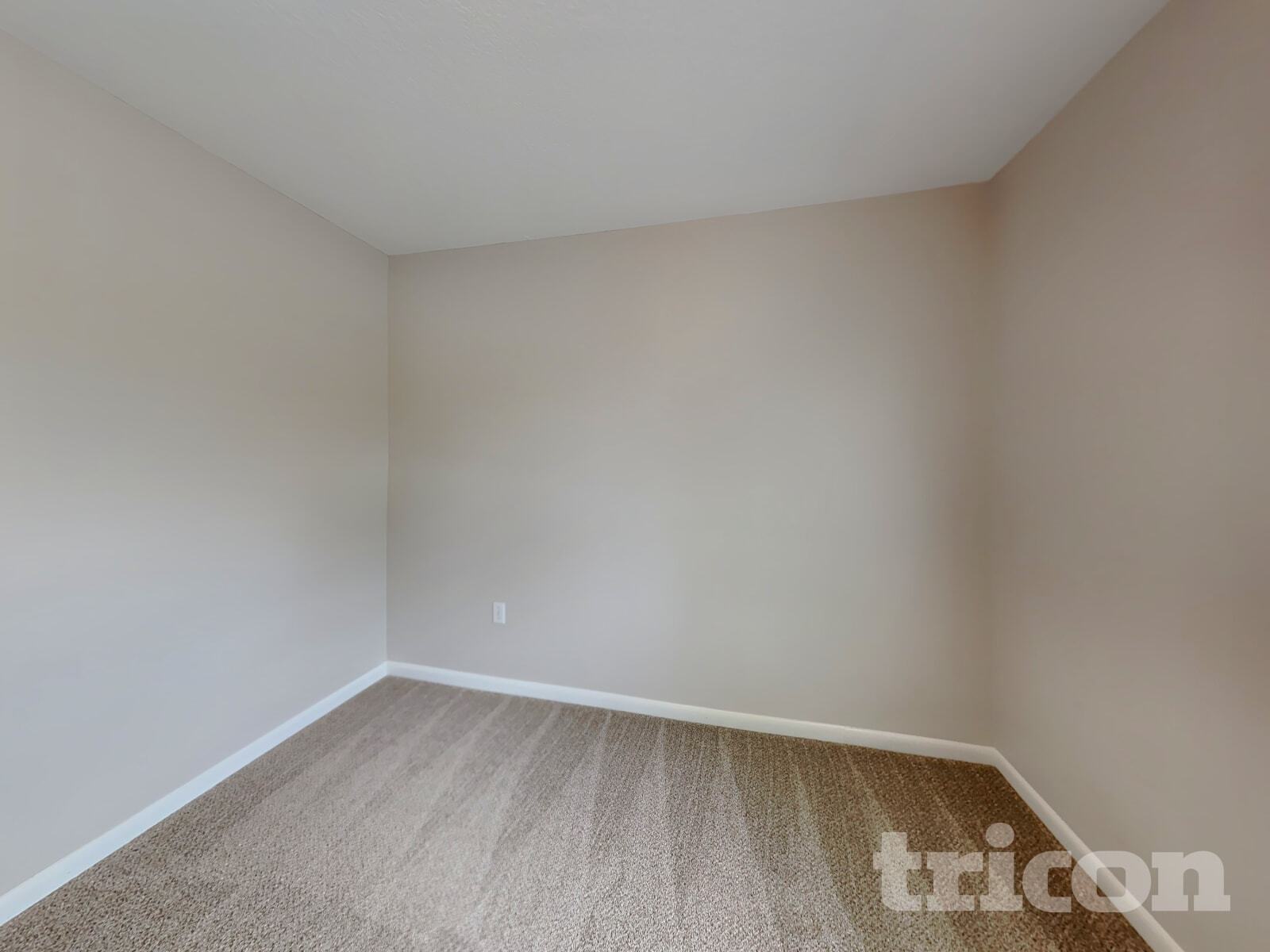 Building Photo - 2122 Center Way