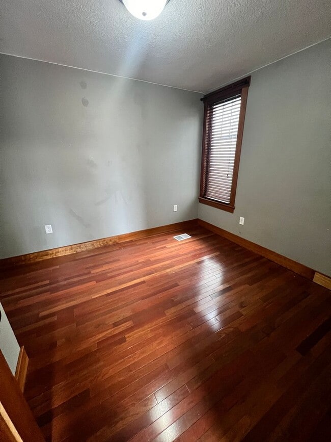 Building Photo - 1414 Jefferson St