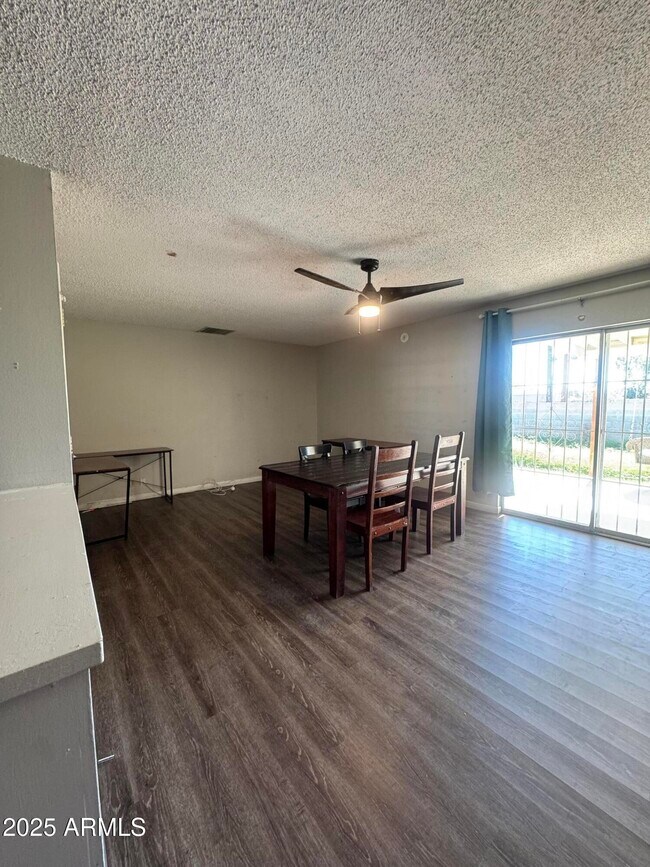 Building Photo - 3819 W Golden Ln