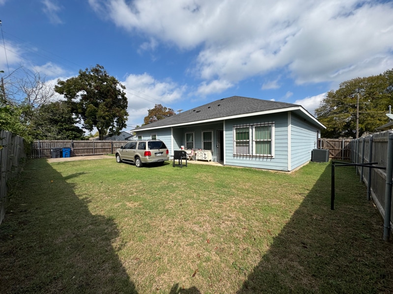 Building Photo - 2701 Easter Ave