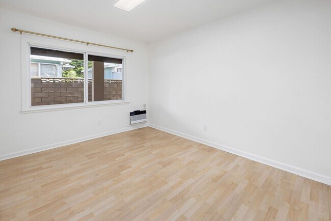 Building Photo - Spacious, 4 bedroom 2 bath single family home in Mililani! *First showing on Monday, January 5th ...