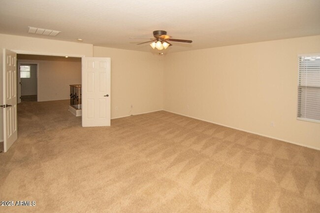 Building Photo - 605 N 111th Dr