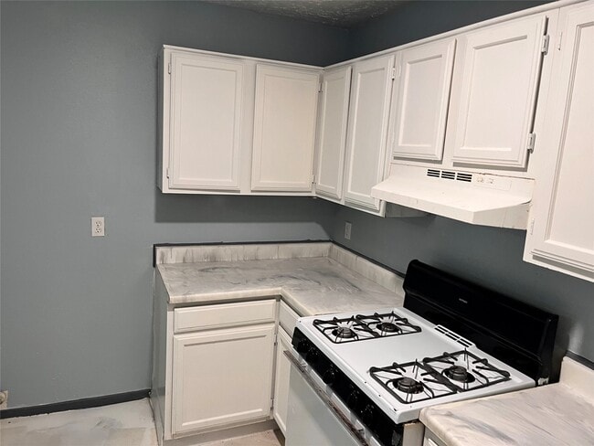 Building Photo - 16631 Gold Ridge Ln