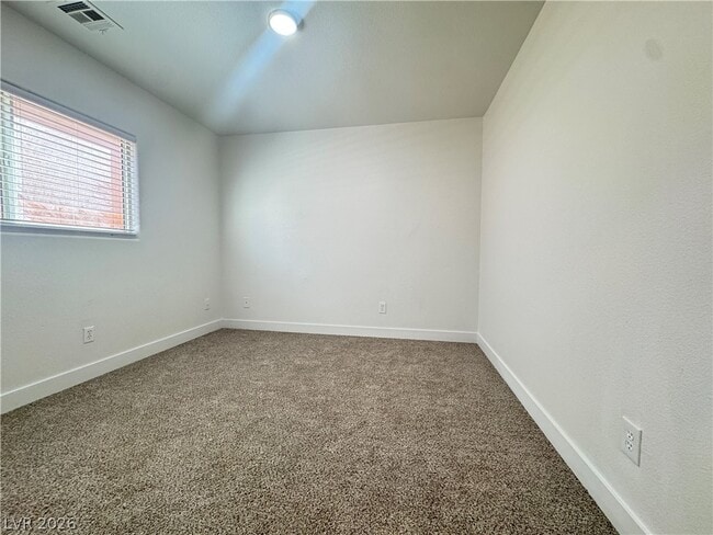 Building Photo - 6339 W Silver Ribbon Ct