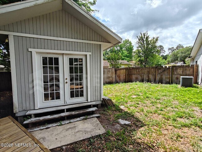 Building Photo - 1549 Sonoma Ct