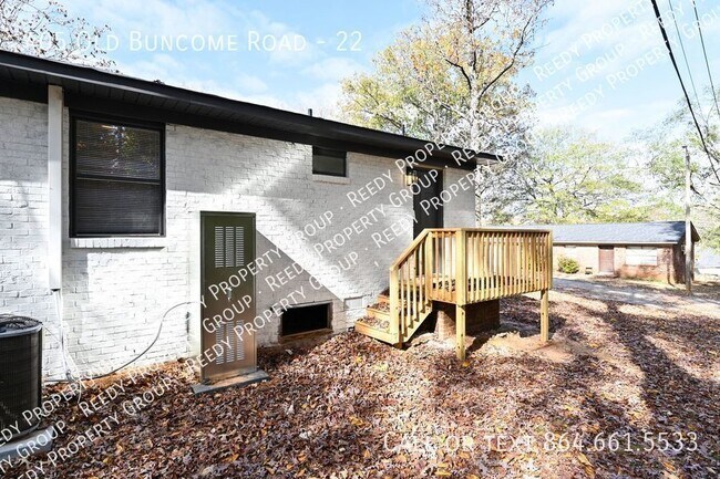 Building Photo - 405 Old Buncombe Rd