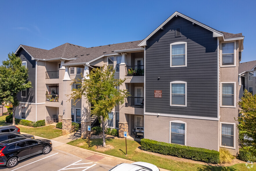 Building Photo - The Wyatt At Presidio Junction