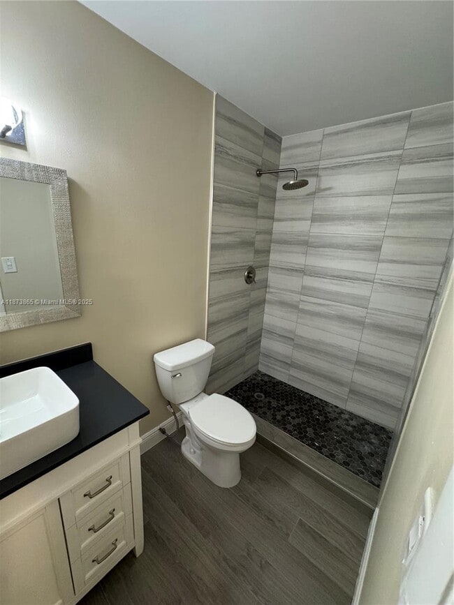 Building Photo - 9450 SW 61st Way