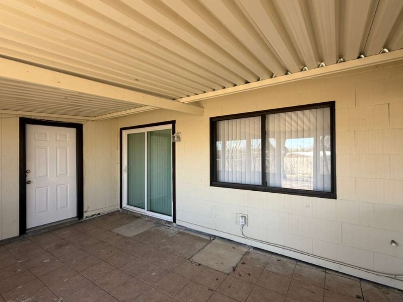 Building Photo - 164 Lost Forest St