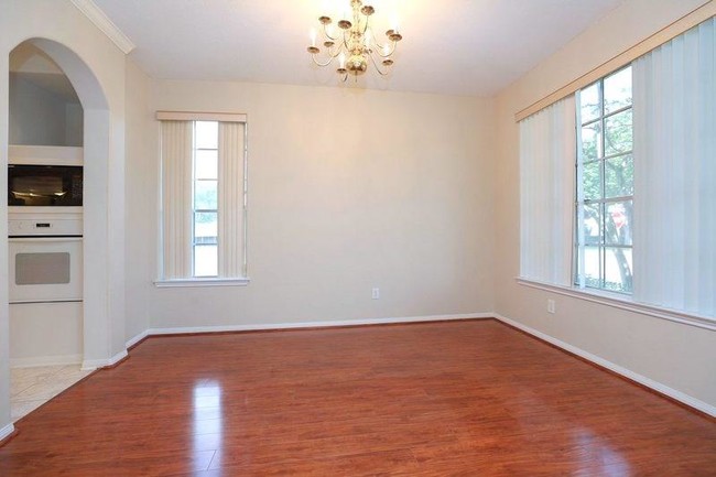 Building Photo - 639 Wheelhouse Dr