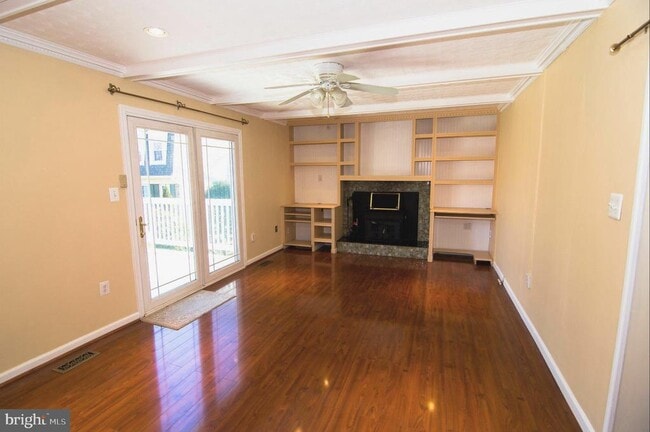 Building Photo - 222 Apple Blossom Ct