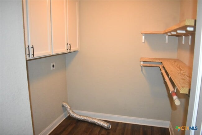 Building Photo - 2602 Paisley Dr
