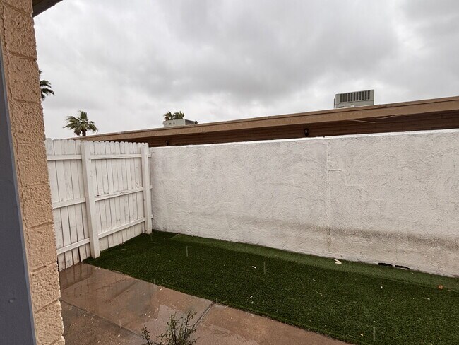 Building Photo - Available Now! One Bedroom Near Old Town S...